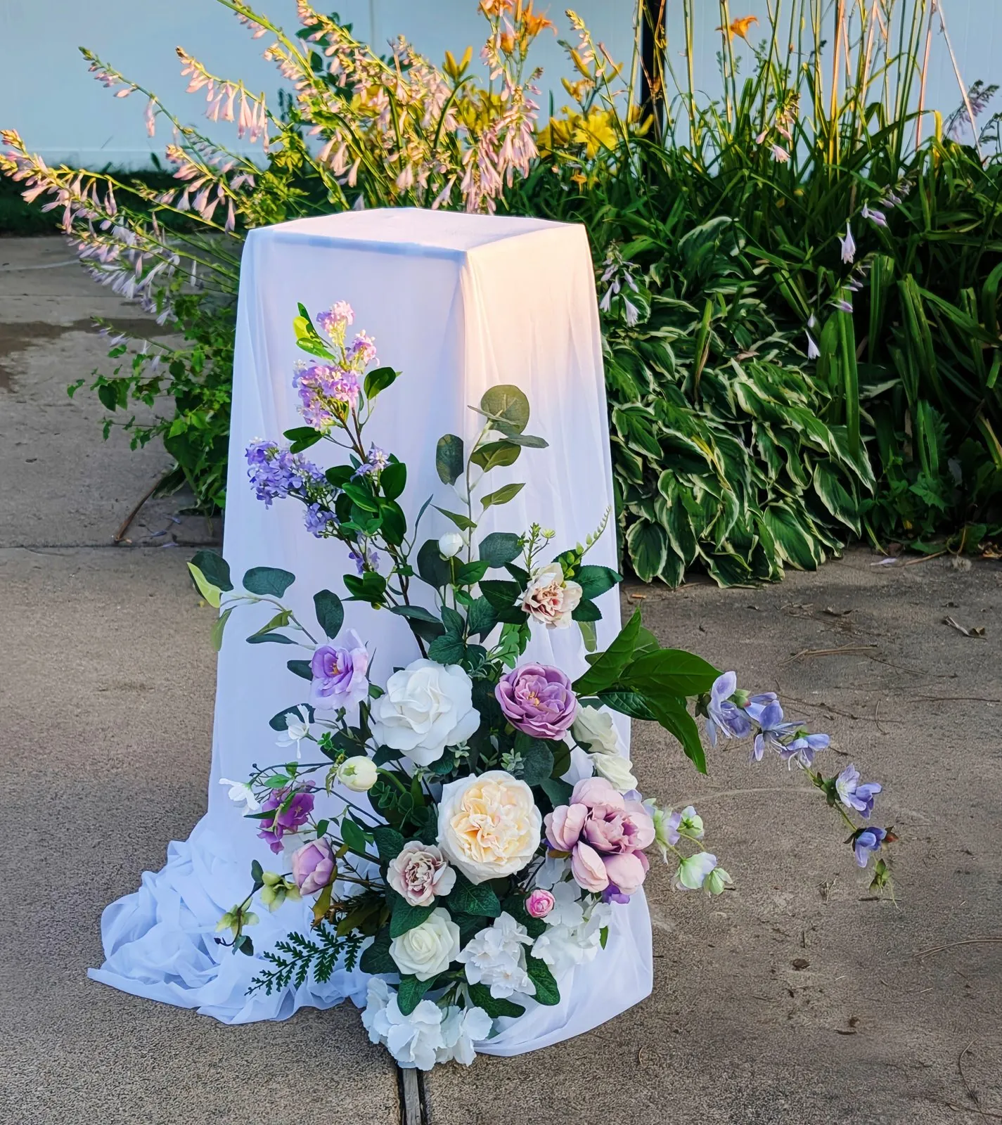 Bloom & Veil faux florals styled at a Twin Cities wedding